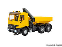 Viessmann H0 - 8023 - H0 MB ACTROS 3-achs Zugmaschine mit Ladekran und Rundumleuchten, Basis, Funktionsmodell - Artikelbild