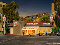 Vollmer H0 - 43632 - H0 Burger King Schnellrestaurant mit Innen- einrichtung und LED-Beleuchtung, Funktionsbausatz