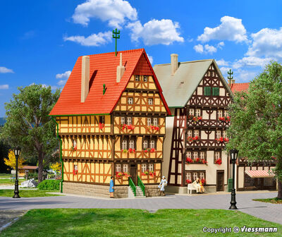 Kibri Z - 36407 - Z Haus am Kirchplatz in Alsfeld - Artikelbild