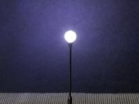 Faller H0 - 180104 - LED-Parklaternen, Kugel-Aufsatzleuchte, kaltweiß, 3 Stück - Artikelbild