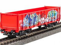 Piko H0 - 55380 - Ergänzungs-Set – Güterwagen Eaos mit Graffiti und Gleiserweiterung (Bettungsgleis) - Artikelbild
