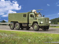 Viessmann H0 - 8065 - H0 MAGIRUS Feuerwehr 3-achs mit Rundumleuchte, Militär, Basis, Funktionsmodell - Artikelbild