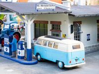 Faller - 330821 - Tankstelle mit Werkstatt - Artikelbild