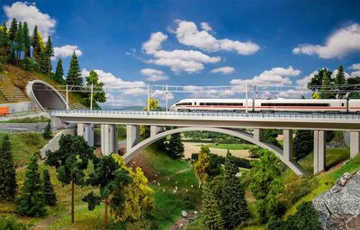 Faller - 222573 - Moderne Bogenbrücke - Artikelbild
