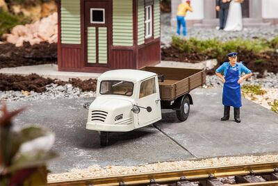 Faller - 331612 - Goliath GD 750 mit Pritsche - Artikelbild