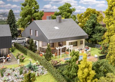 Faller H0 - 130644 - Bungalow mit Plattendach - Artikelbild