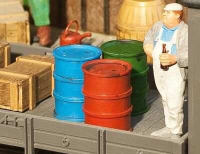 Faller G - 333203 - 2 Ölfässer + Ölkanne - Artikelbild
