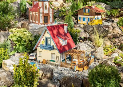 Faller G - 331084 - Einfamilienhaus mit Pergola - Artikelbild